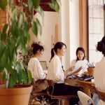 業界トップサロンに学ぶ：社員定着率を上げる「7つの黄金律」
